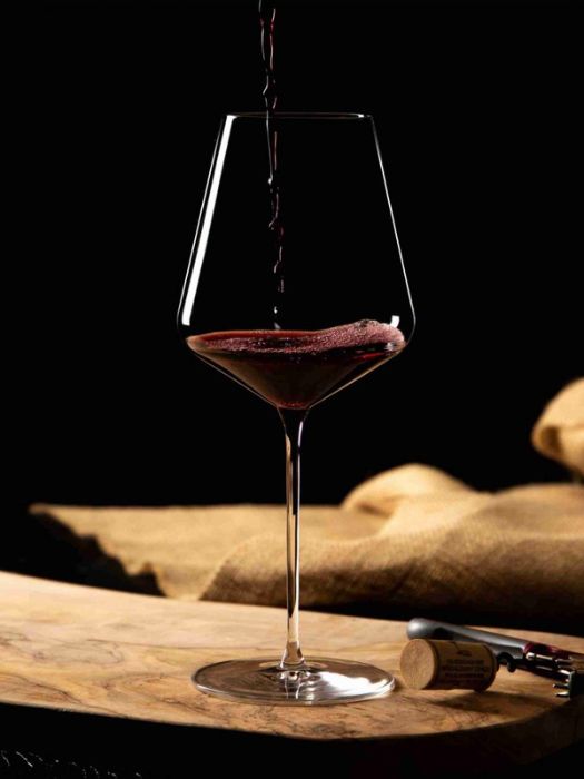 Dionysos Ultralight Wine Glass (23 oz) - LEHMANN