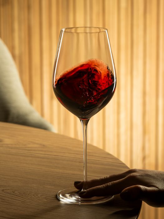 Hommage Ultralight Red Wine Glass (20.1 oz) - LEHMANN